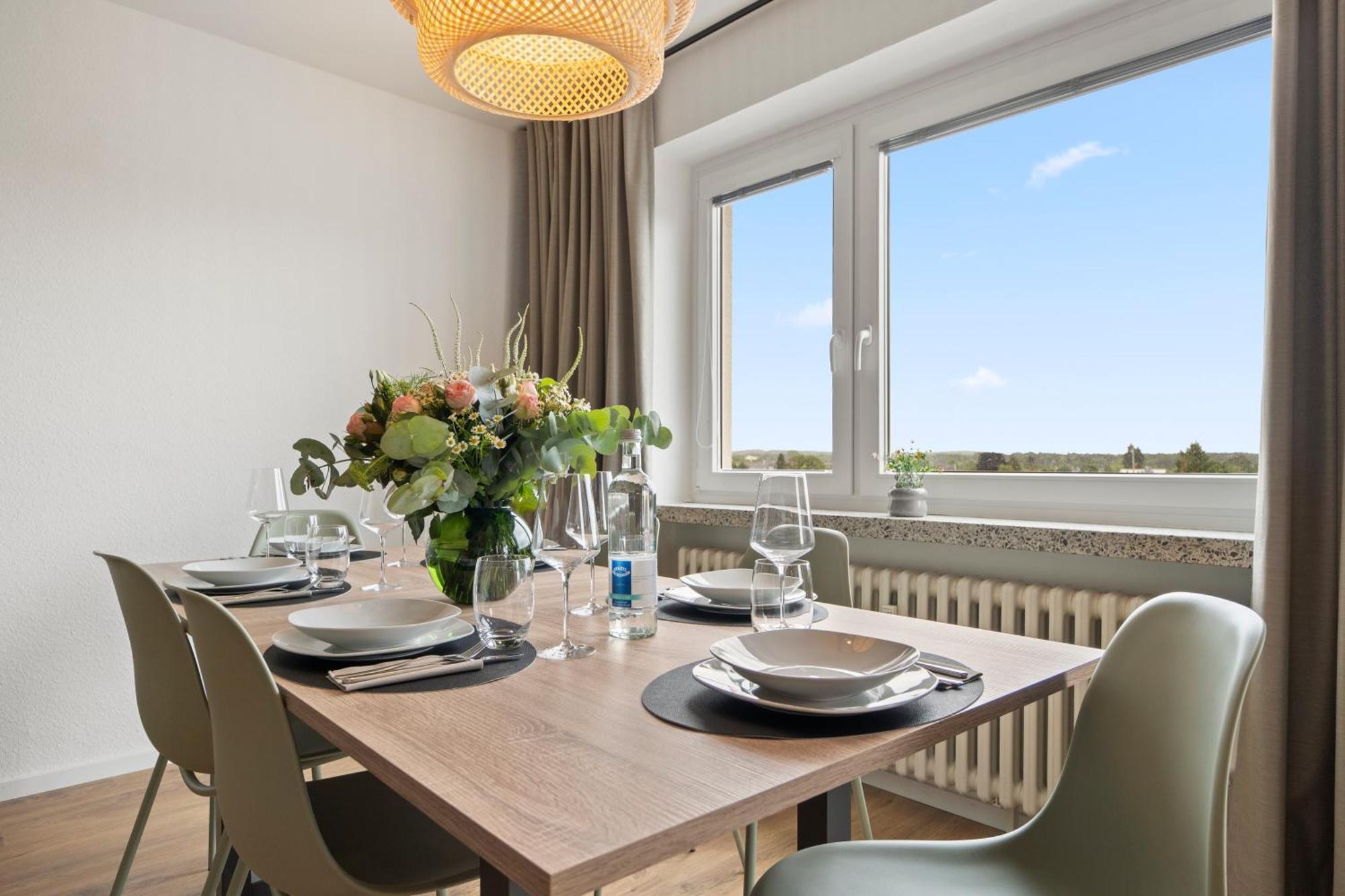 *Top* Moderne Wohnung - Naehe Koeln: Dom, Messe, Flughafen, Lanxess-Arena Bergisch Gladbach Exteriör bild